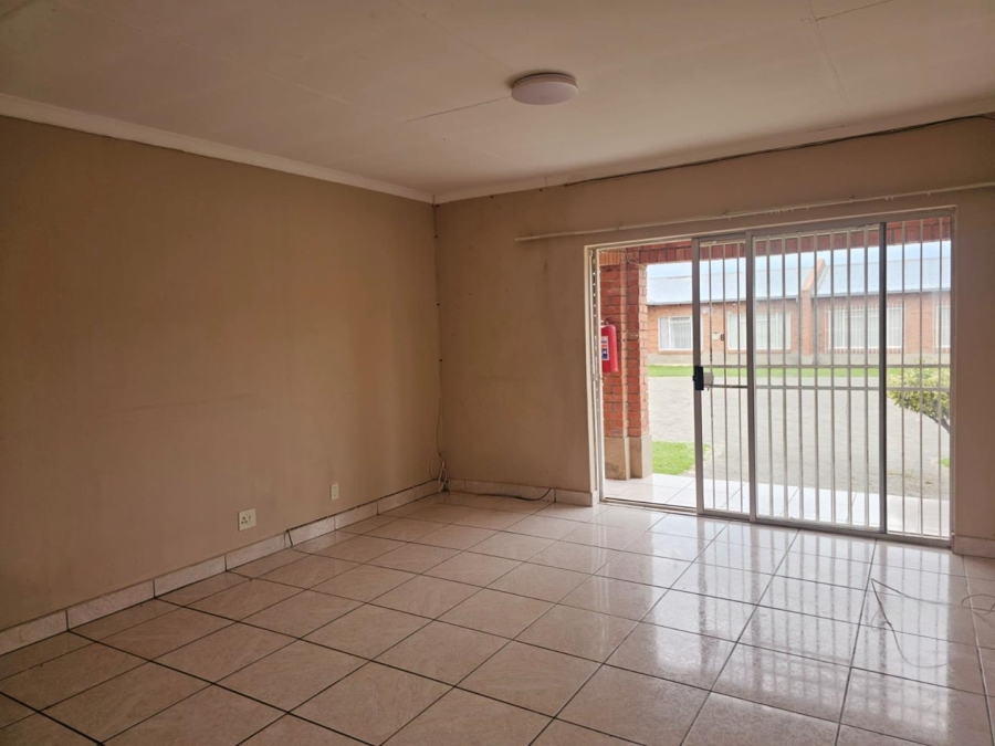 2 Bedroom Property for Sale in Ladybrand Free State